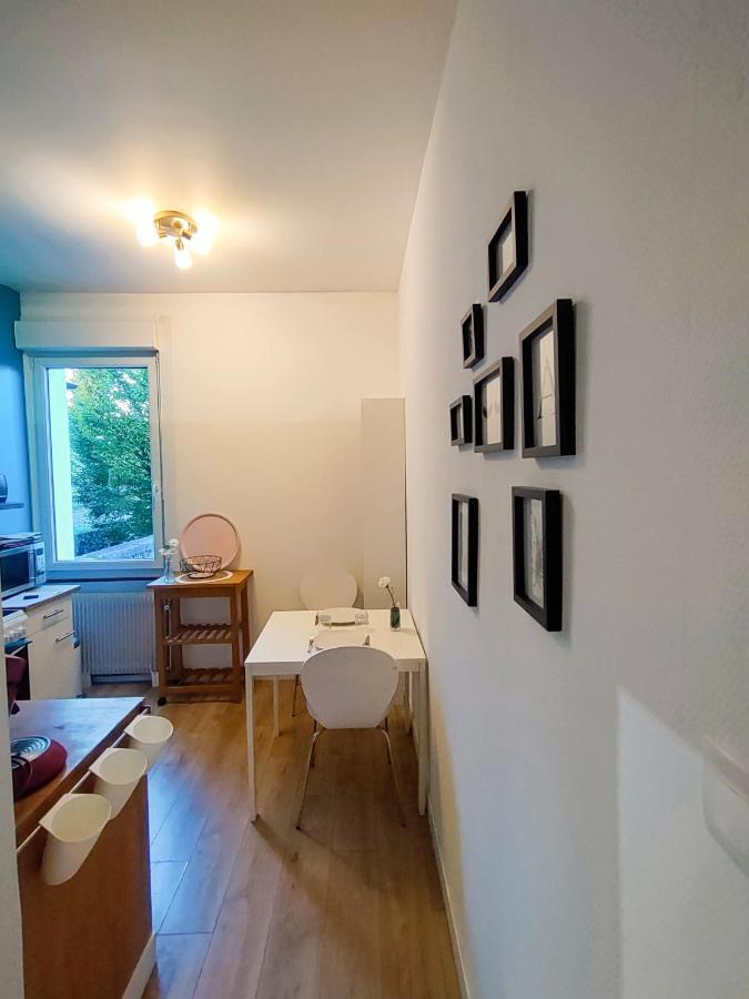 Le Cocon Bleu - Appartement Calme - Parking Gratuit - Fibre Arras Exterior photo
